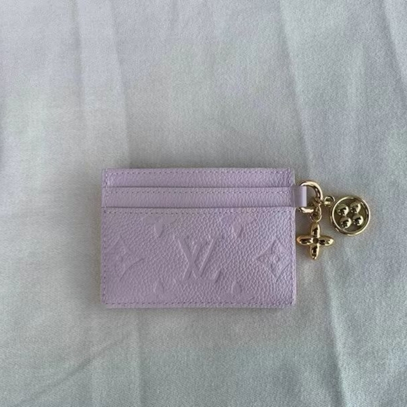 Louis Vuitton Charms Card Holder Snowy Pearl - Picture 3 of 8